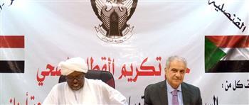القنصلية السودانية تكرّم الأيادي البيضاء وتحتفي بالقطاع الصحي بحضور رئيس جامعة أسوان