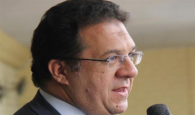 ياسمين الخطيب تطلب الدعاء لأبو أولادها المستشار أحمد جلال إبراهيم بعد أزمة صحية مفاجئة