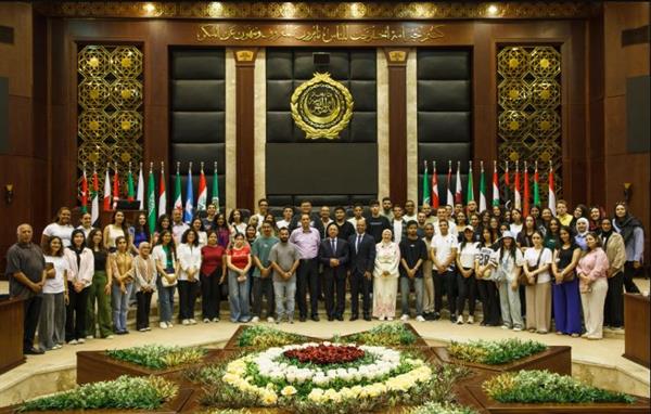 الأكاديمية العربية تختتم بنجاح معسكر شباب الجامعات العربية