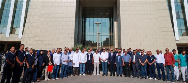 وزير الصحة ومحافظ الأقصر يتفقدان عدد من المنشآت الطبية بالمحافظة