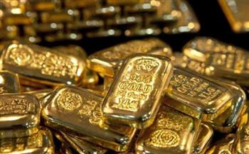   الذهب يستقر قرب ذروة تاريخية مع ترقب خفض الفائدة الأمريكية