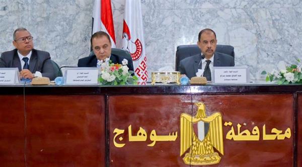 محافظ سوهاج: حزم كامل في مواجهة التعديات.. واستعدادات مكثفة للعام الدراسي الجديد