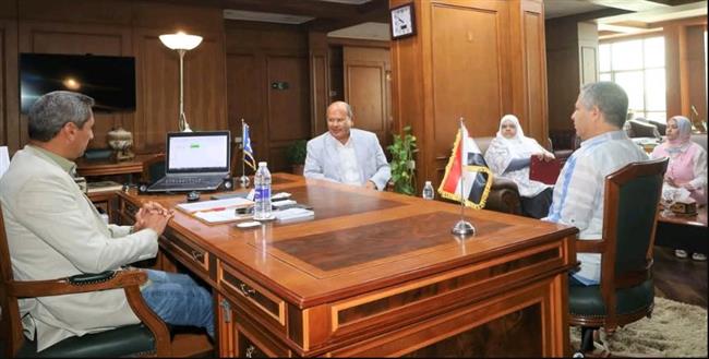 محافظ السويس يستقبل رئيس جمعية مستثمري العين السخنة
