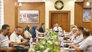 حبشي يتابع أعمال تقنين أوضاع الأراضي بالشريط الملاصق للمجرى الملاحي جنوب بورسعيد 