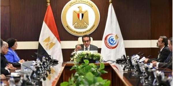 وزير الصحة يبحث مع غرفة مقدمي خدمات الرعاية الصحية بالقطاع الخاص ضوابط الحالات الطارئة