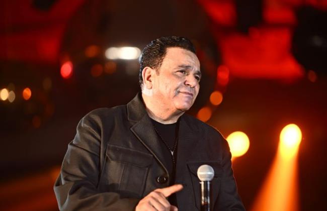 محمد فؤاد أشعل أجواء رأس السنة بحفل جماهيري ضخم في القاهرة الجديدة