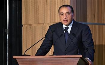 مدبولي يستعرض أعمال تطوير مصنع سيماف
