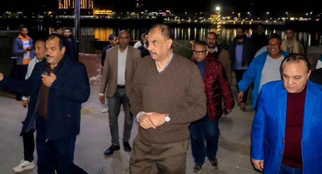 محافظ سوهاج يتفقد استعدادات الحدائق والمتنزهات لاستقبال المواطنين احتفالا برأس السنة وعيد الميلاد 