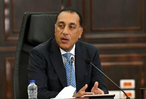 مدبولي: مشروعات التطوير في "سيماف" منظومة متكاملة لتوطين صناعة النقل 