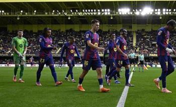 مصير 3 نجوم من برشلونة تنتهي عقودهم نهاية الموسم الحالي