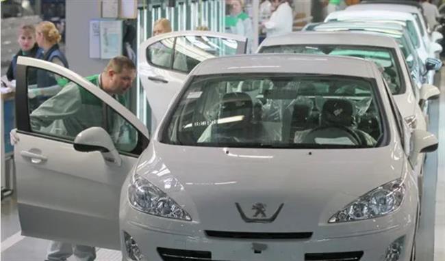 مبيعات السيارات الجديدة في فرنسا تنخفض 5% خلال 2025