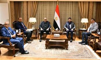   وزير الرياضة يناقش استعدادات انعقاد الدورة 49 لمجلس وزراء الشباب العرب 
