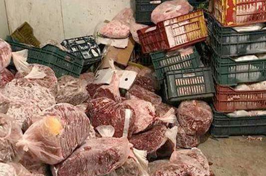 شؤون البيئة بالشرقية: إعدام 54 ألفا و437 كجم أغذية فاسدة خلال عام