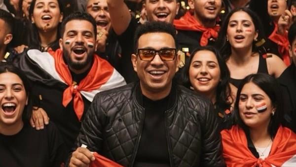 محمود الليثي يحتفل بتأهل المنتخب لنصف نهائي أمم إفريقيا