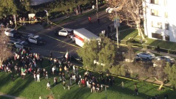 شاحنة عملاقة تدهس حشداً تظاهر ضد إيران في لوس أنجلوس