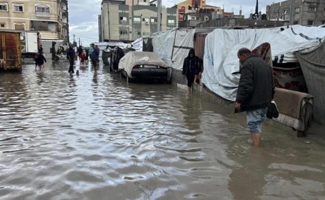 "القاهرة الإخبارية": قطاع غزة تأثر بشكل كبير بالمنخفض الجوي الأخير