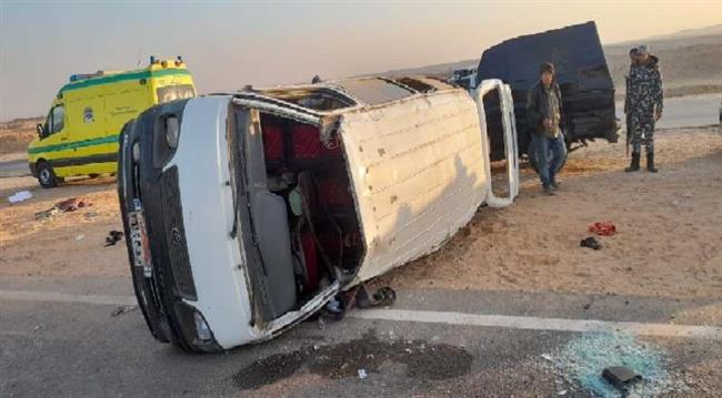 إصابة 6 أشخاص إثر انقلاب ميكروباص بأطفيح