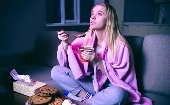   هل تأكل عند التوتر أم للهروب النفسي؟ إليك الإجابة