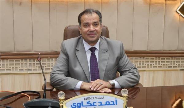رئيس جامعة قنا يناقش التجهيزات النهائية لتطبيق "موارد" الإلكتروني