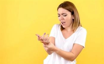   ودعي ألم الإصبع الكبير.. أسباب وحلول سريعة