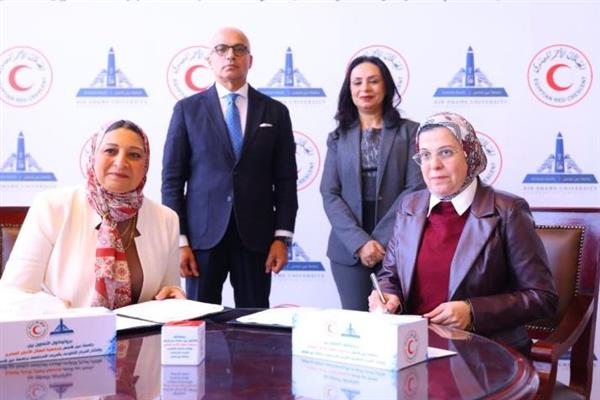 التضامن وجامعة عين شمس يوقعان بروتوكول تعاون مع الهلال الأحمر