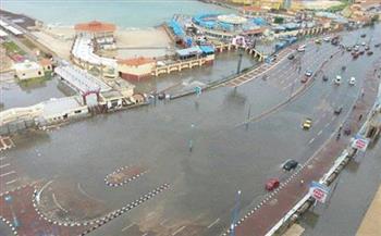   محافظ الإسكندرية يُعلن رفع درجة الطوارئ لمواجهة نوات الأمطار ونشاط الرياح