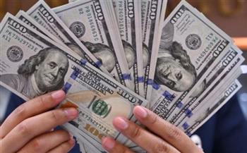   استقرار ملحوظ في سعر الدولار في بداية تعاملات اليوم