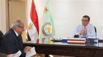   وزير الزراعة يبحث مع مجلس إدارة "فلاحة البساتين" تعزيز التعاون المشترك