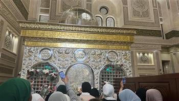 تزامنا مع مولد السيدة زينب.. الإفتاء: يجوز الاحتفال بموالد آل البيت وهو من أفضل الأعمال