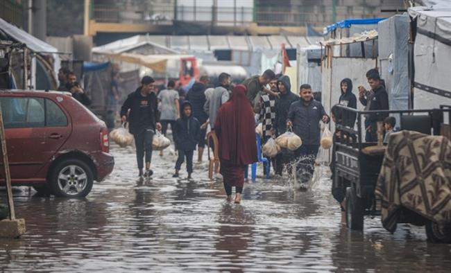 متحدث "بلدية غزة": المنخفض الجوي في غزة تحول إلى عامل "قتل مباشر"