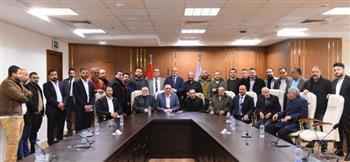 وزير العمل يعقد اجتماعًا مع ممثلي شركات إلحاق العمالة بالخارج