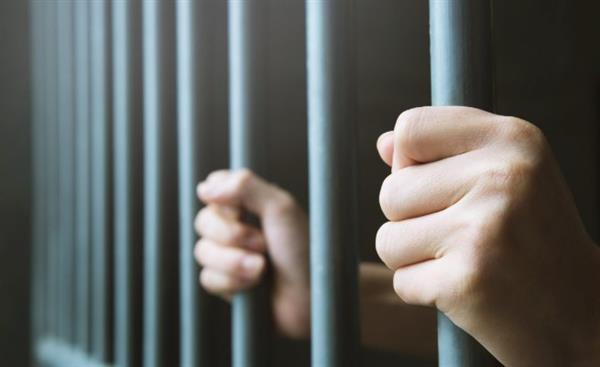 السجن 10 سنوات لمتهم استوقف مواطنا بسلاح أبيض وسرقه بالإكراه فى الشرقية