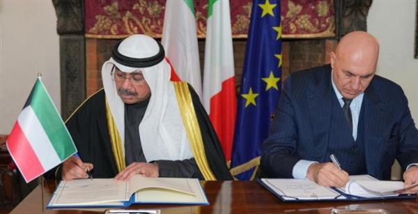 الكويت وإيطاليا توقعان اتفاقية للتعاون العسكري