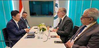   وزير البترول يناقش مع شركات صينية وبرازيلية مجالات الاستثمار في مصر 