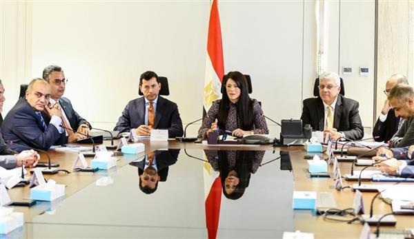 المشاط تترأس اجتماع وزاري لتعزيز ريادة الأعمال والشركات الناشئة