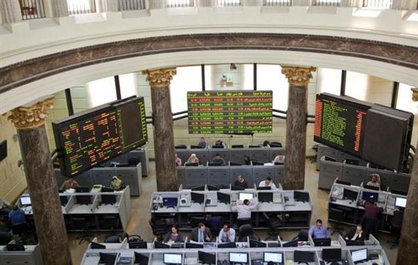 أداء متراجع بمؤشرات البورصة عند إغلاق تعاملات اليوم