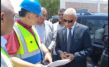   محافظ شمال سيناء يفتتح مركز خدمة العملاء بمنطقة المياه بالعريش