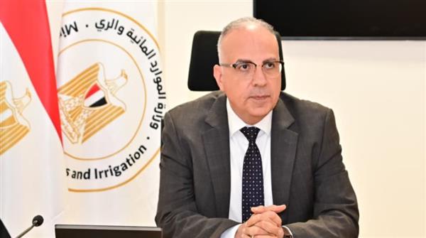 وزير الري يتابع رصد الحشائش المائية باستخدام صور الأقمار الصناعية والمنصات الرقمية