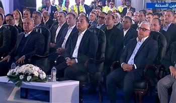   مدبولي يشهد بدء التشغيل التجاري لمحطة البحر الأحمر لتداول الحاويات بميناء السخنة