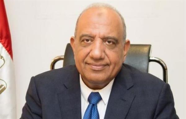 وزير الكهرباء يتوجه للصين لبحث إقامة مصانع بطاريات تخزين الطاقة
