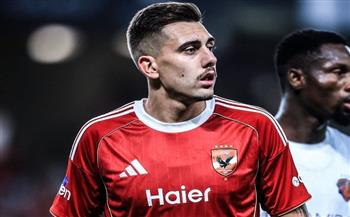   شوبير: جراديشار أبلغ لاعبي الأهلي برحيله خلال يناير
