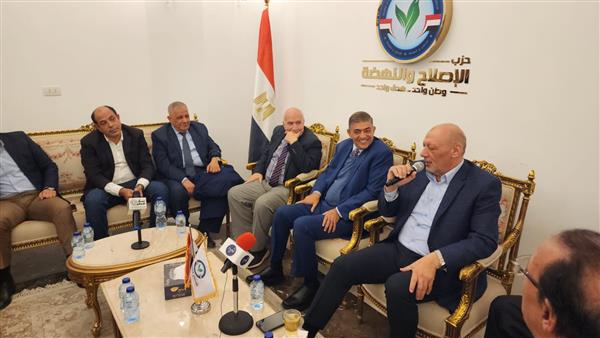 أبو العطا في ندوة "الإصلاح والنهضة": مصر تمر بمرحلة تحديات جسيمة تتطلب وعيًا ومسئولية وطنية