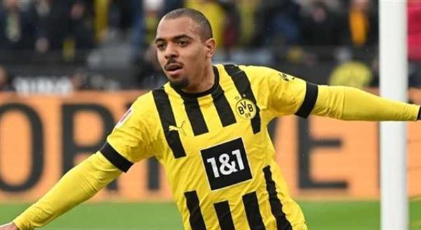 روما الإيطالي يضم الهولندي دونييل مالين من أستون فيلا على سبيل الإعارة