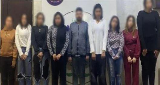 ضبط شخص يدير صفحة على مواقع التواصل الاجتماعى فى أعمال منافية للآداب