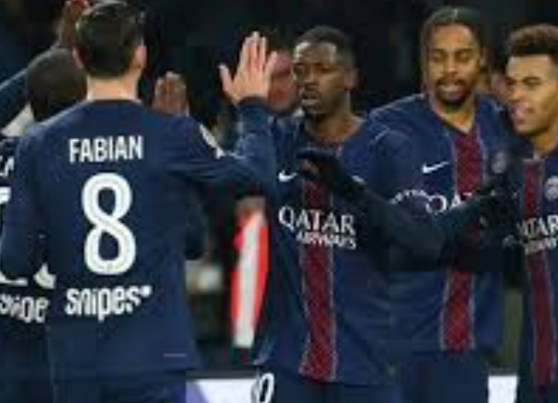 باريس سان جيرمان يفوز على ليل بثلاثية نظيفة بالدورى الفرنسى