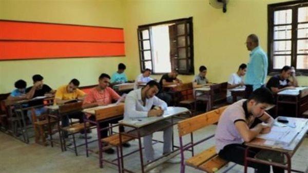 بعد بدء اللجان.. صفحات الغش تنشر أسئلة امتحانات الشهادة الإعدادية