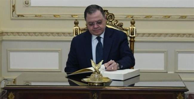 وزير الداخلية يوجه رسالة تقدير للرئيس في عيد الشرطة