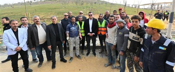 وزير الإسكان ومحافظ القاهرة يتفقدان مشروع حدائق "تلال الفسطاط" بمنطقة مصر القديمة