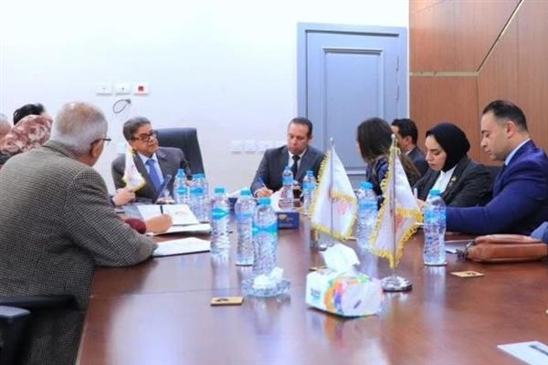 وفد تنسيقية شباب الأحزاب والسياسيين يلتقي نقيب الأطباء البيطريين.. ومناقشة أوجه التعاون المتبادلة