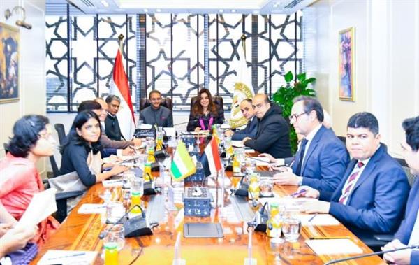 مصر والهند تبحثان تعزيز التعاون في مواجهة التحديات البيئية